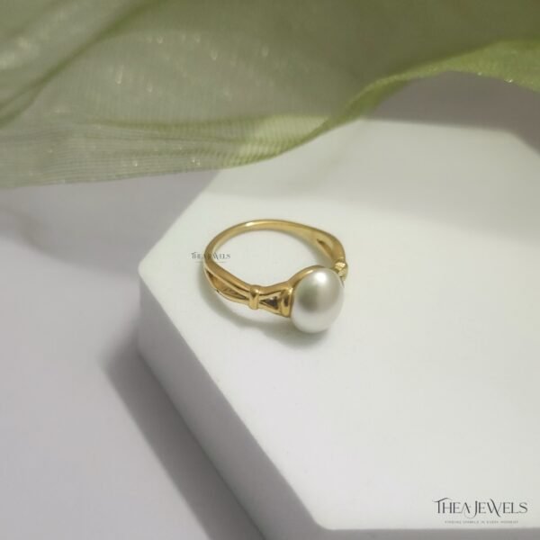 Pearl Ring