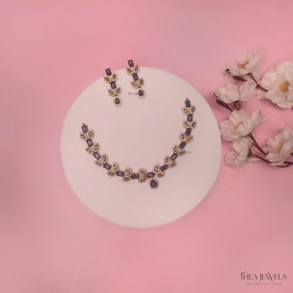 Saanvi - Leaf Ad Jewelry (Purple)