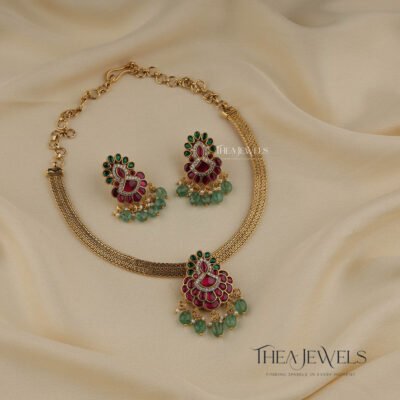 Premium Jadau Kundan Pendant Set With Attigai