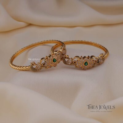 Lotus Mayura Twisted Bangle