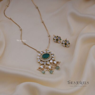 Premium Emerald Mossanite Chain Set
