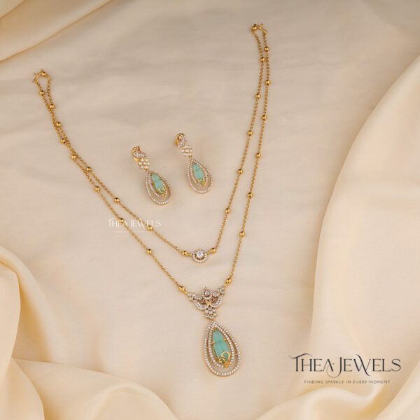Akira Two Layer Mayur Necklace - Mint Green