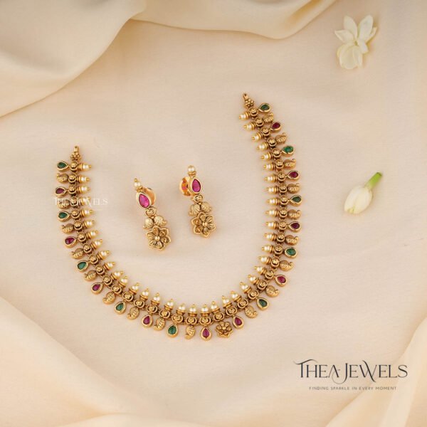 Rishi Paisley Jewellery