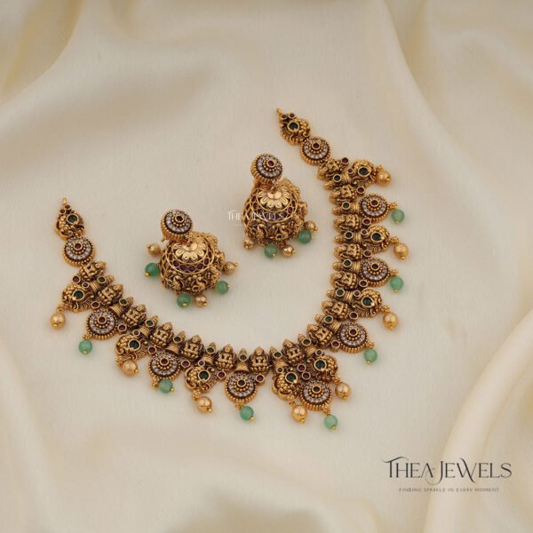 Veda Gold Antique Necklace Set Green