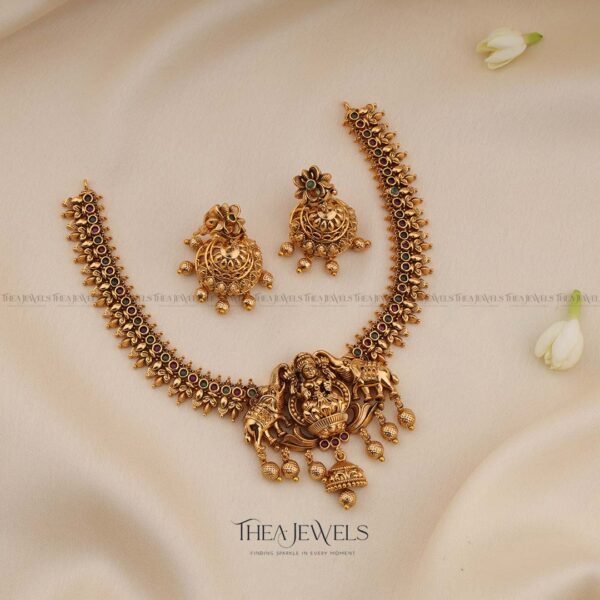 Oviya Jewellery