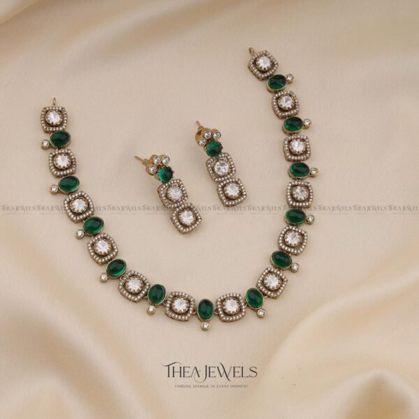 Luca Jewellery Green