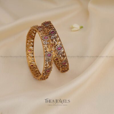 Gyan Bangle