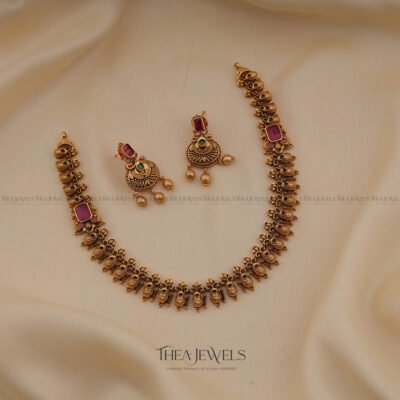Ruhi Jewellery Short