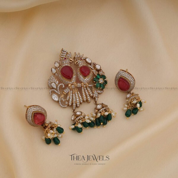 Hazel Victorian Pendant Set Red