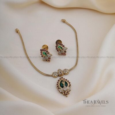 Peacock Minimal Jewellery Red Green