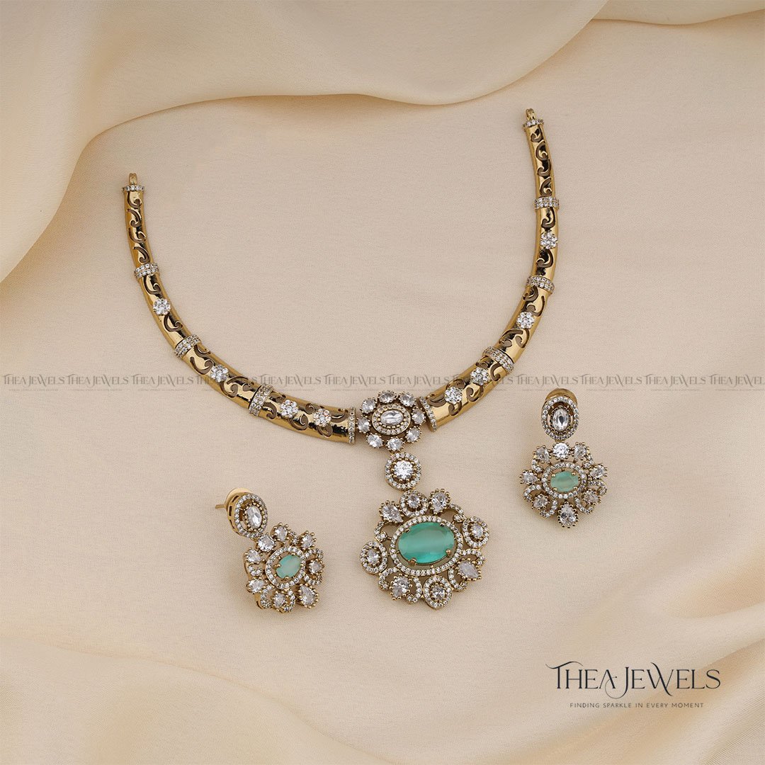 Tara Victorian Jewellery Mint Green