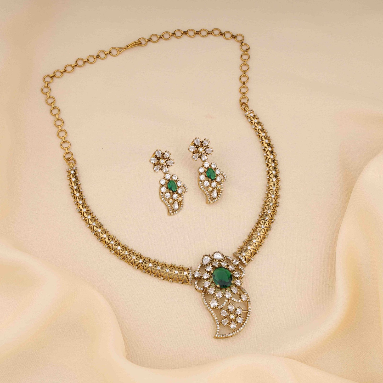 Chaitanya Jewellery Green