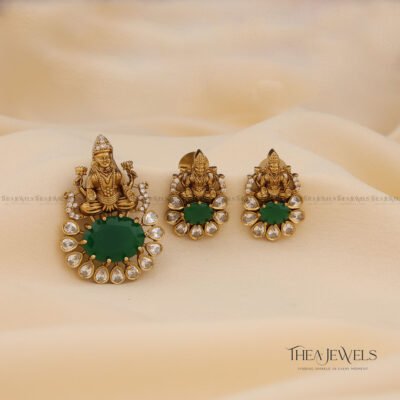 Charvi Pendant Set Green