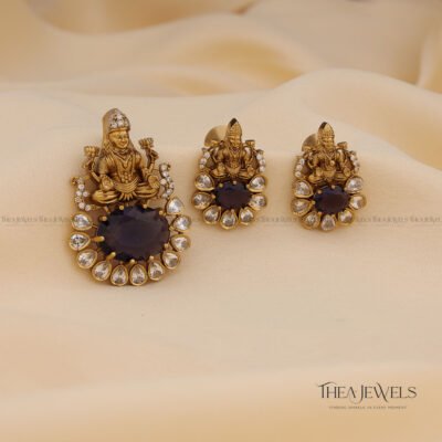 Charvi Pendant Set Purple