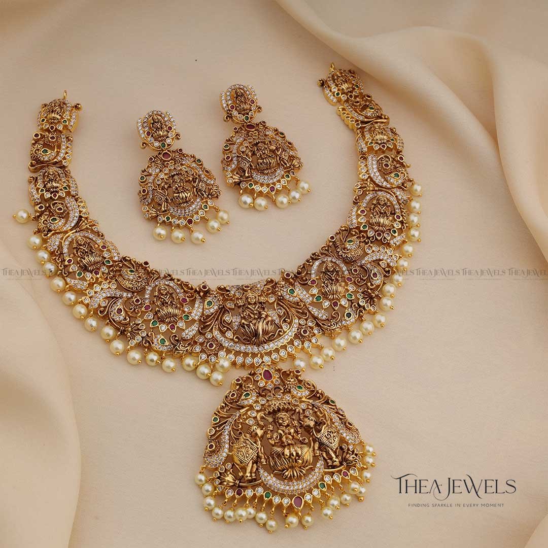 Trinetra Jewellery Short