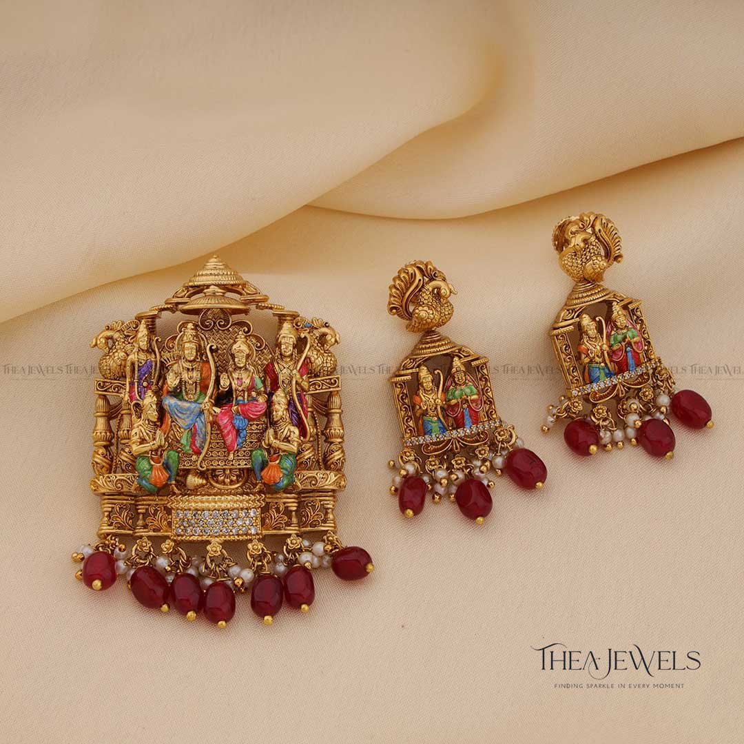 Raam Parivar Pendant Set