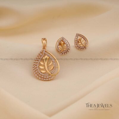 Evara Pendant Set