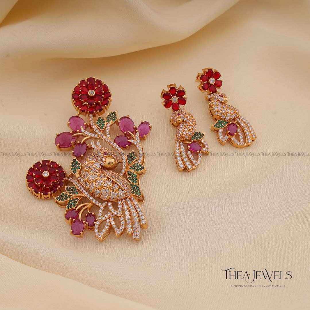 Designer Parrot Pendant Set