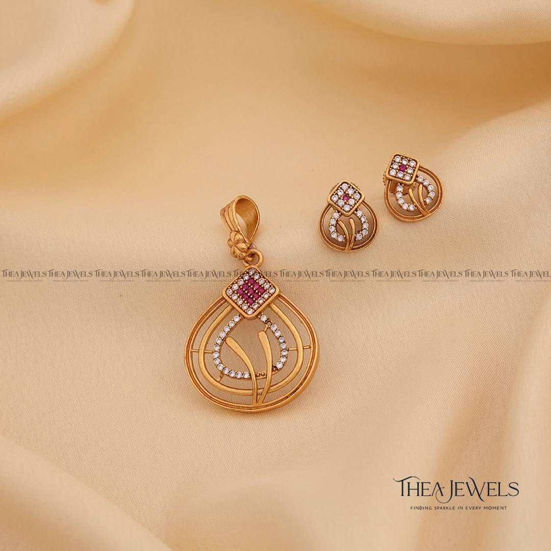 Chaitram Pendant Set