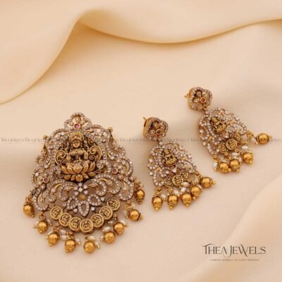 Dhuna Victorian Pendant Set