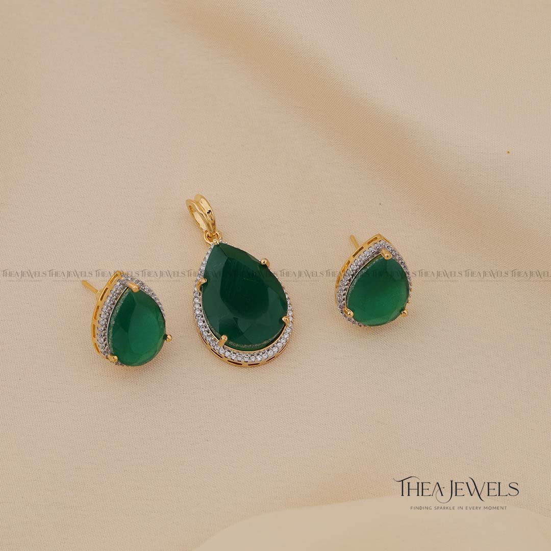 Iris Pendant Set Green