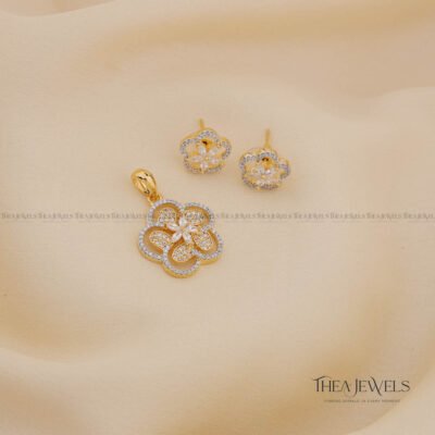Ella Pendant Set