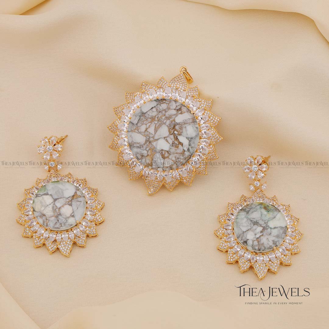 Rosalie Pendant Set