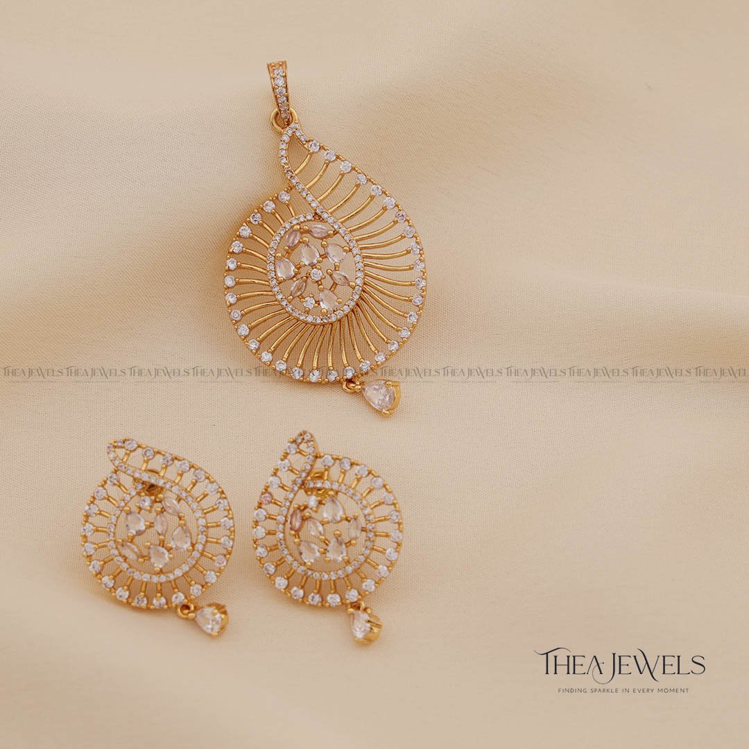 Mahadha Pendant Set