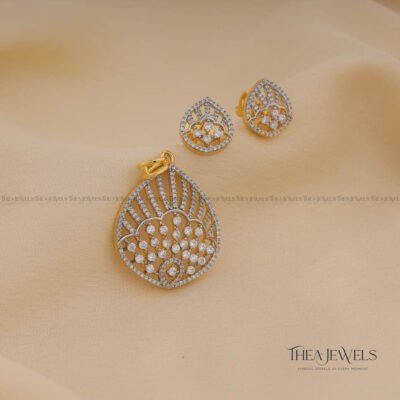Dyla Pendant Set